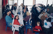 al final del acto, una comida con nuestras familias